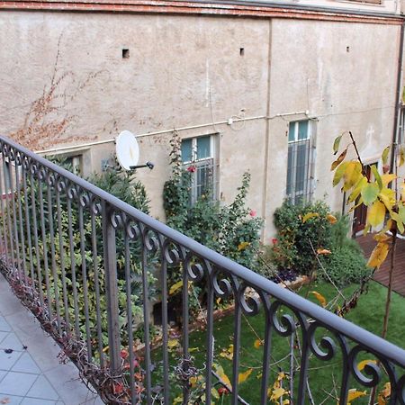 Saluzzo Historic Center Apartment Bagian luar foto