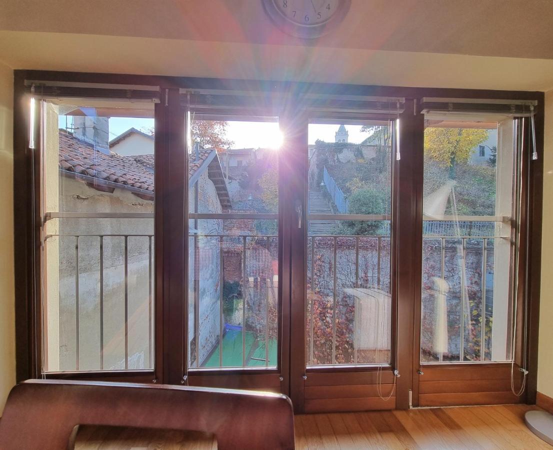 Saluzzo Historic Center Apartment Bagian luar foto