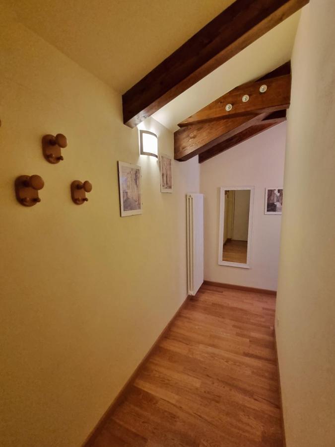 Saluzzo Historic Center Apartment Bagian luar foto