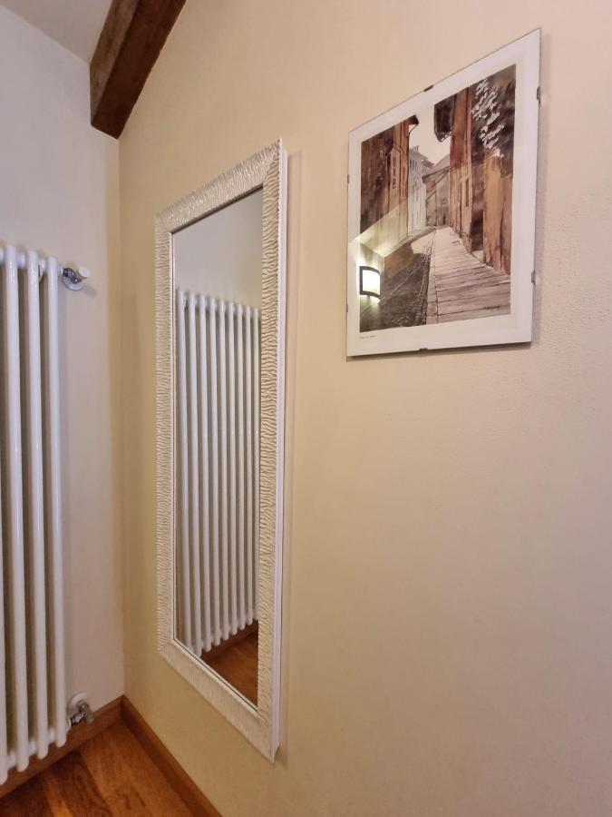 Saluzzo Historic Center Apartment Bagian luar foto