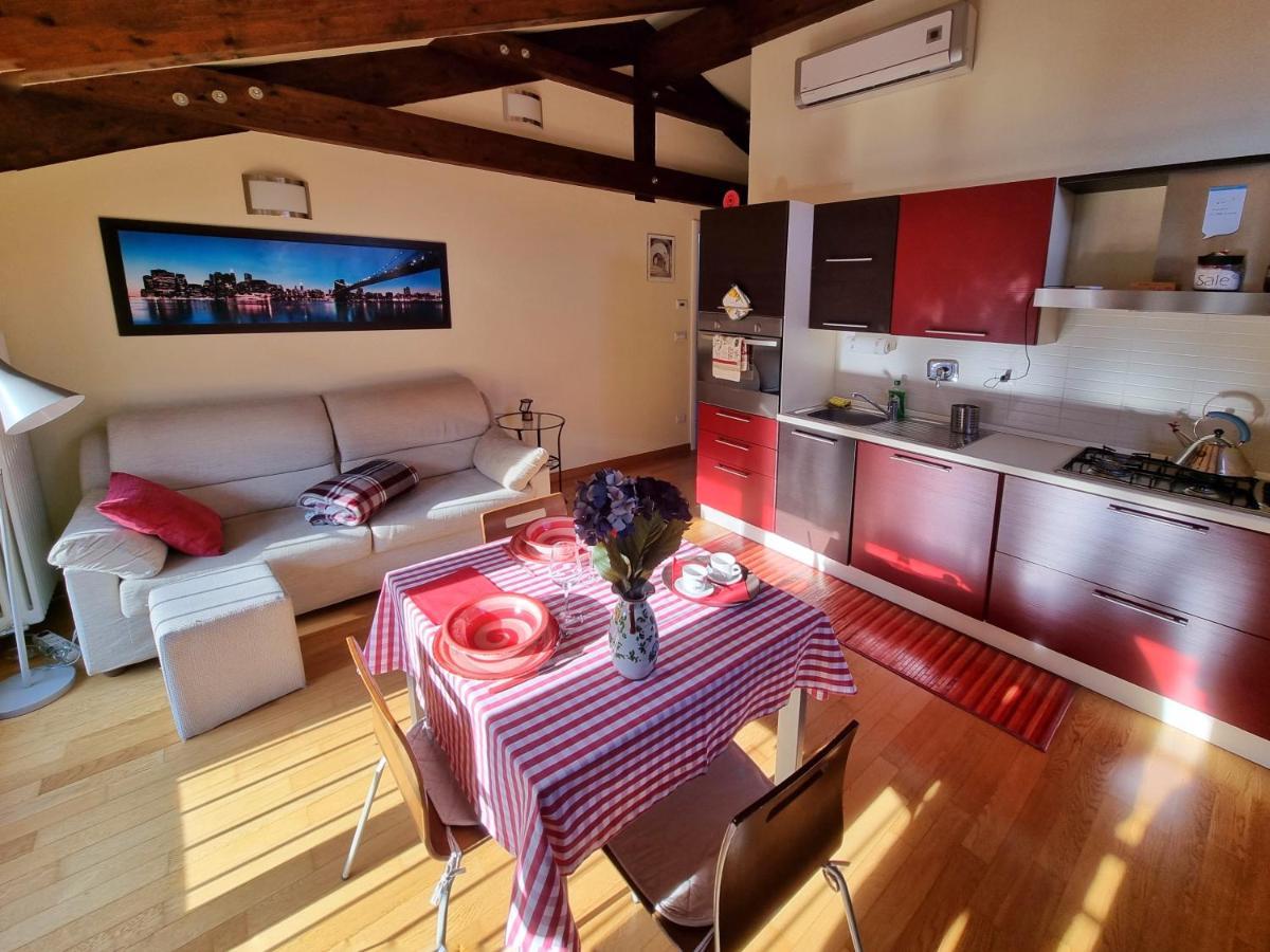 Saluzzo Historic Center Apartment Bagian luar foto